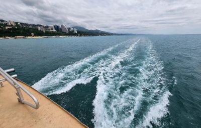 Рыбалка в открытом море (из Адлера)